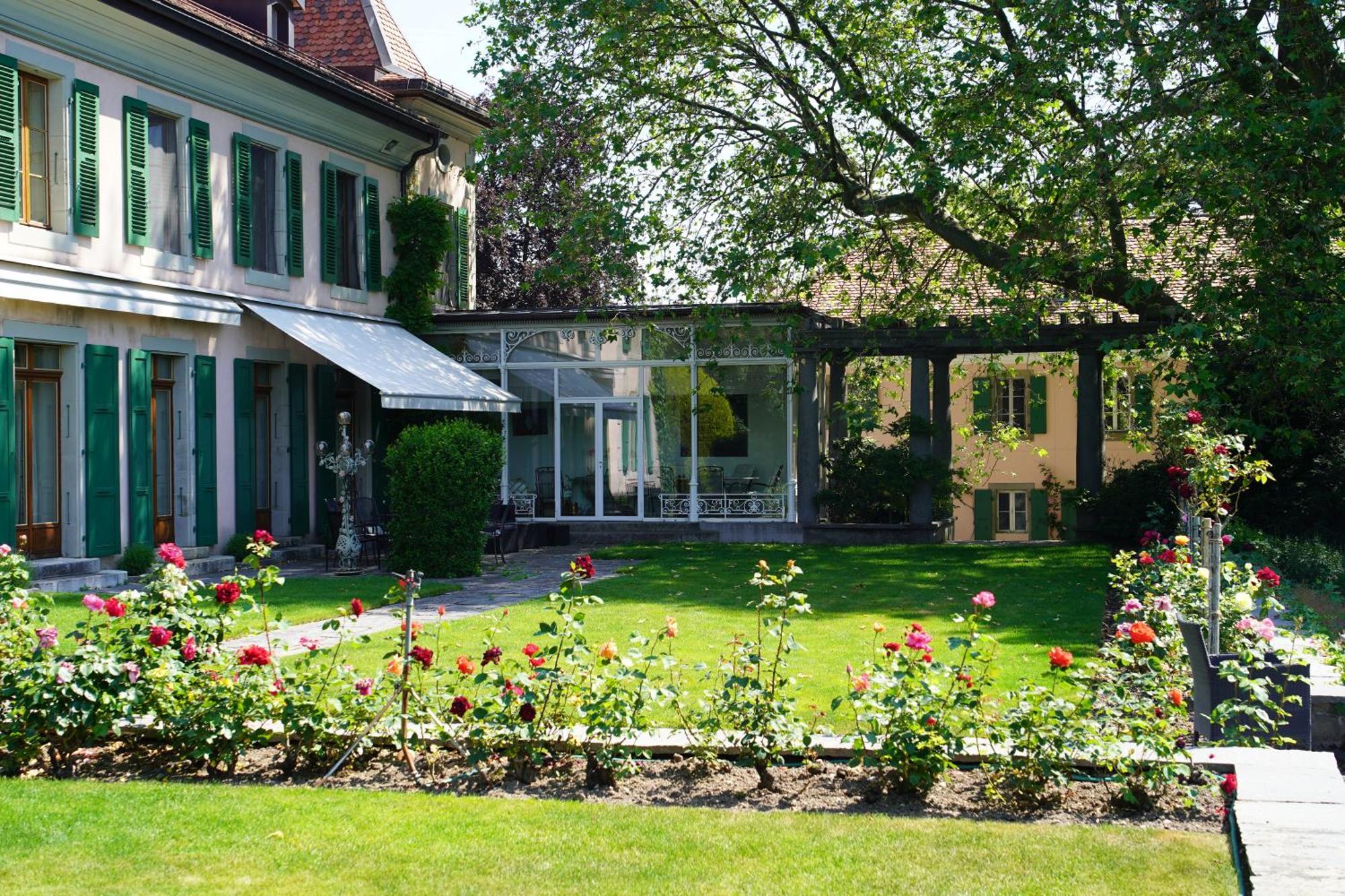 Le Chateau Lavigny ภายนอก รูปภาพ